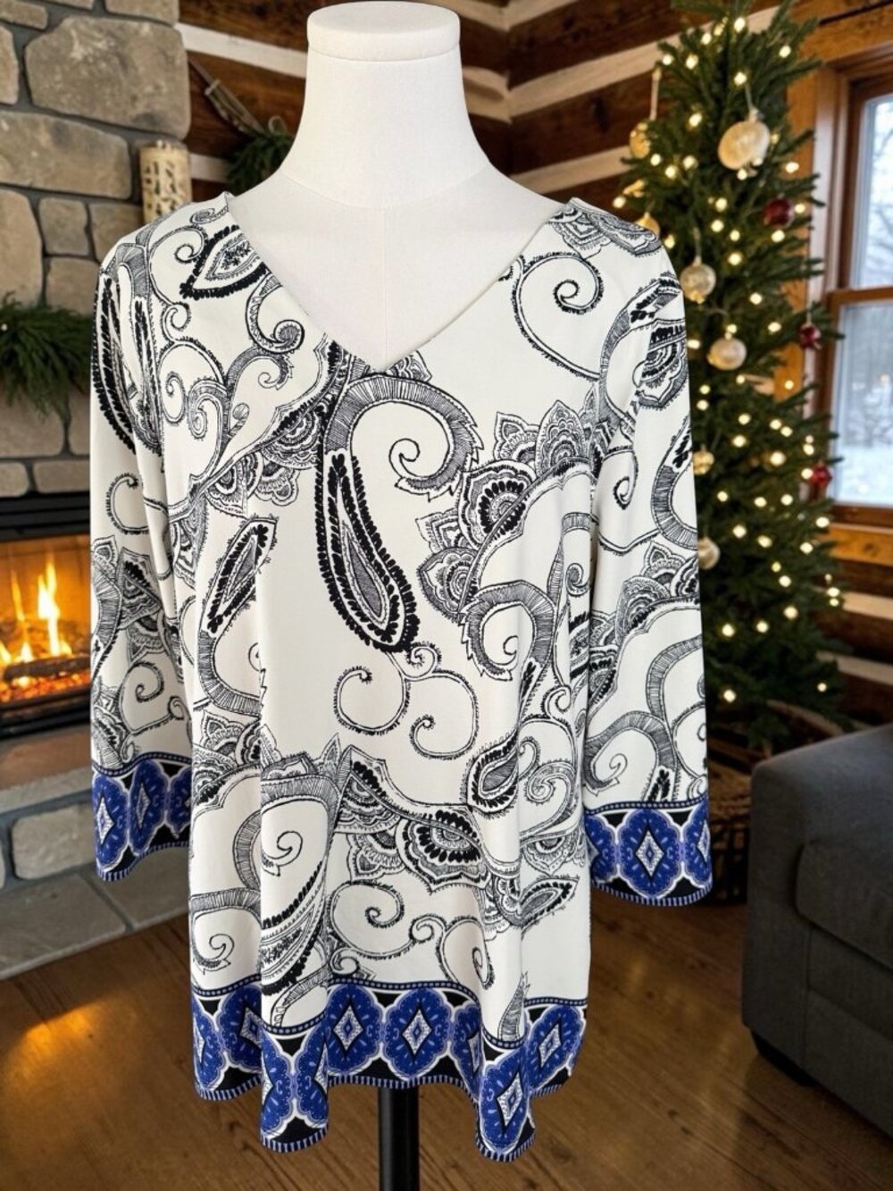 Charter Club Blue/White/Black Paisly & Diamond Print Top With 3/4 Sleeves-Sz. XL